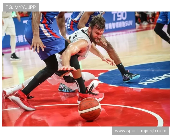 篮球世界杯历史回顾与经典瞬间盘点，带你重温篮球盛事的辉煌时刻